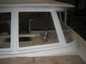 Bertram 31 Windshield