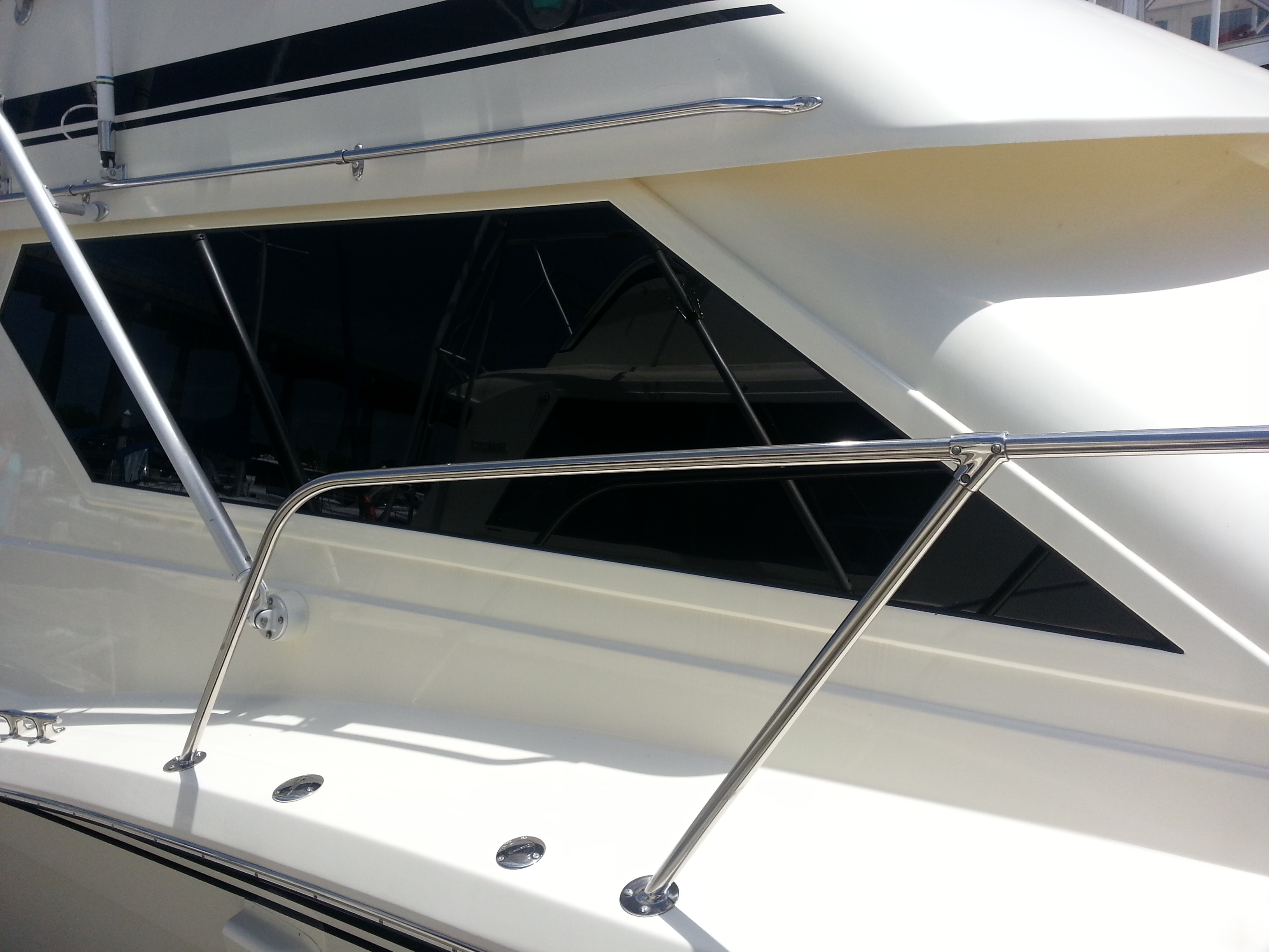 Hatteras Convertible Series II 38' replacement boat windows