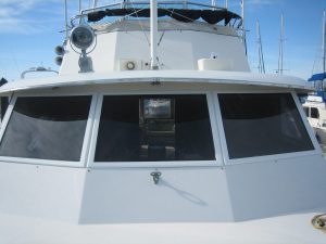 picture: Hatteras Motor Yacht 53' windshields