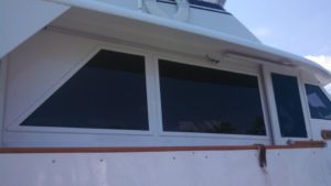 Hatteras Motor Yacht 53 Starboard Salon Windows