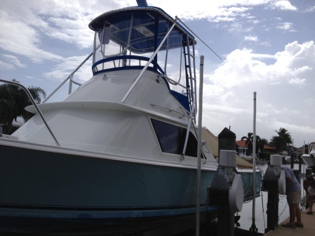 picture: Bertram boat side windows
